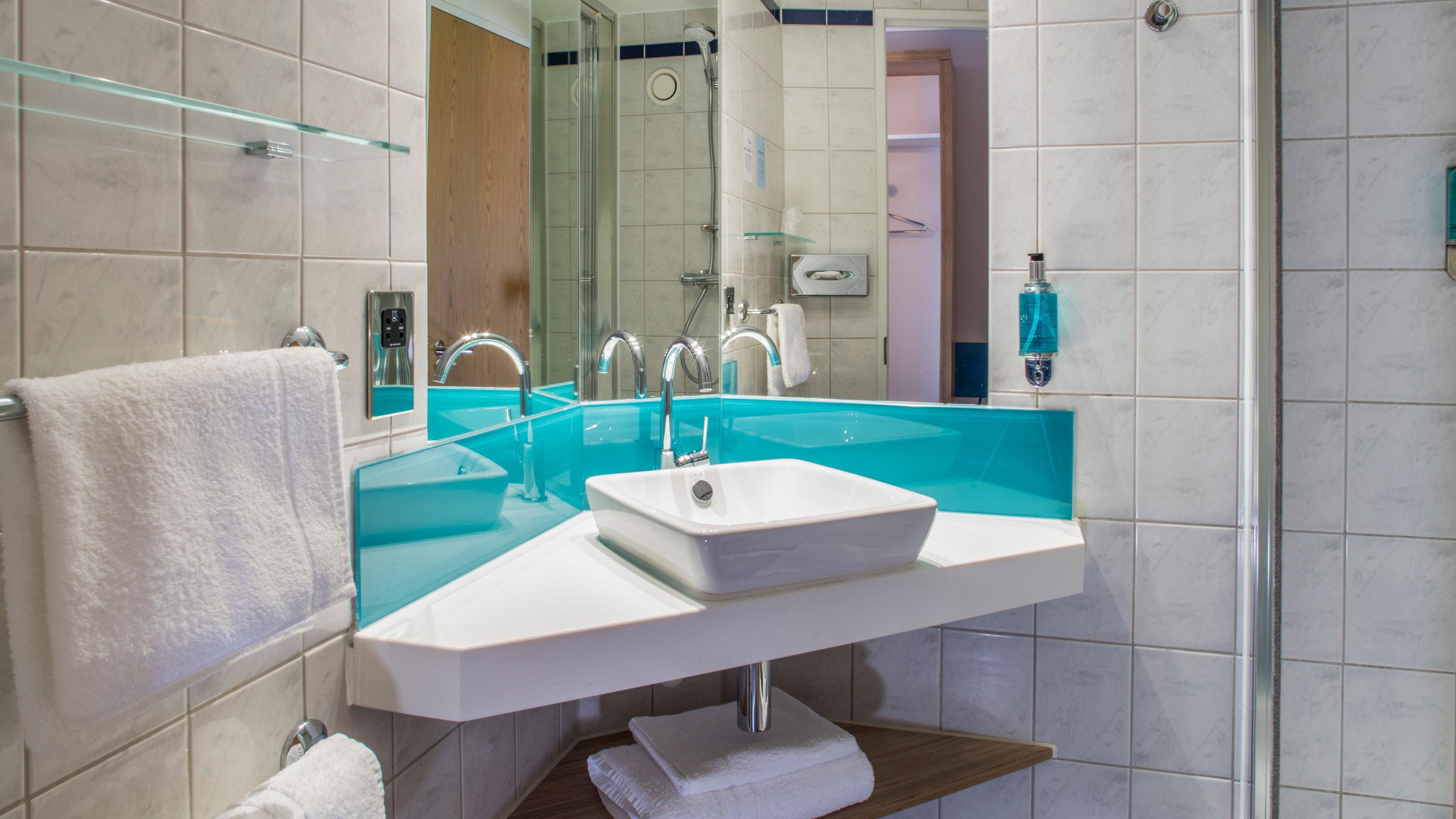 Holiday Inn Express Oxford Kassam Stadium By Ihg Extérieur photo