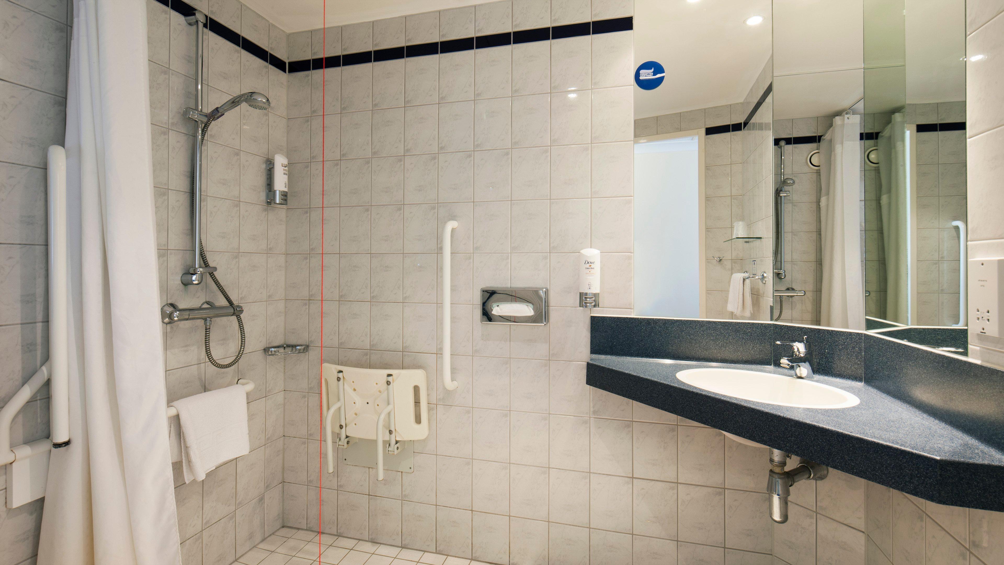 Holiday Inn Express Oxford Kassam Stadium By Ihg Extérieur photo