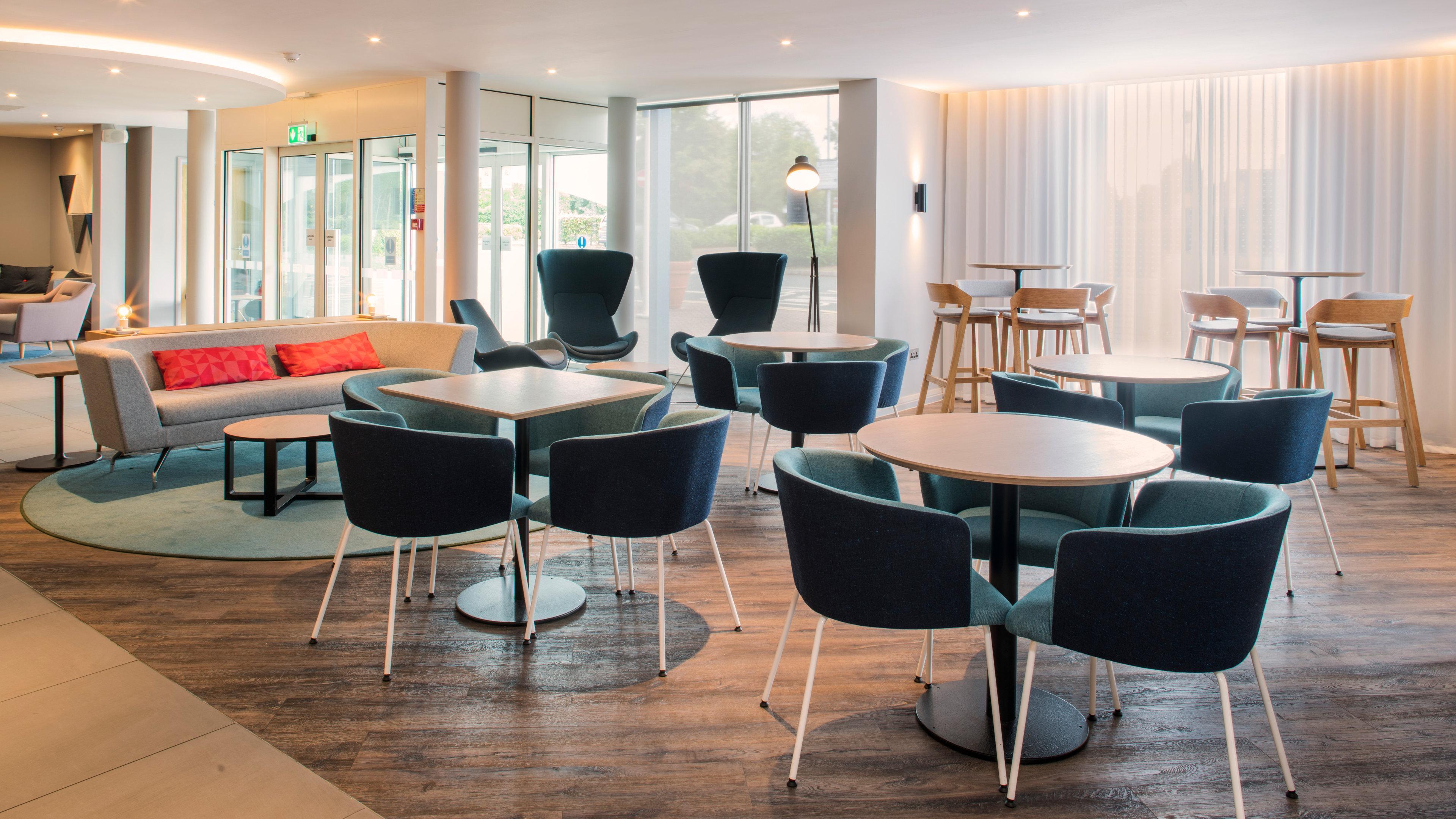 Holiday Inn Express Oxford Kassam Stadium By Ihg Extérieur photo