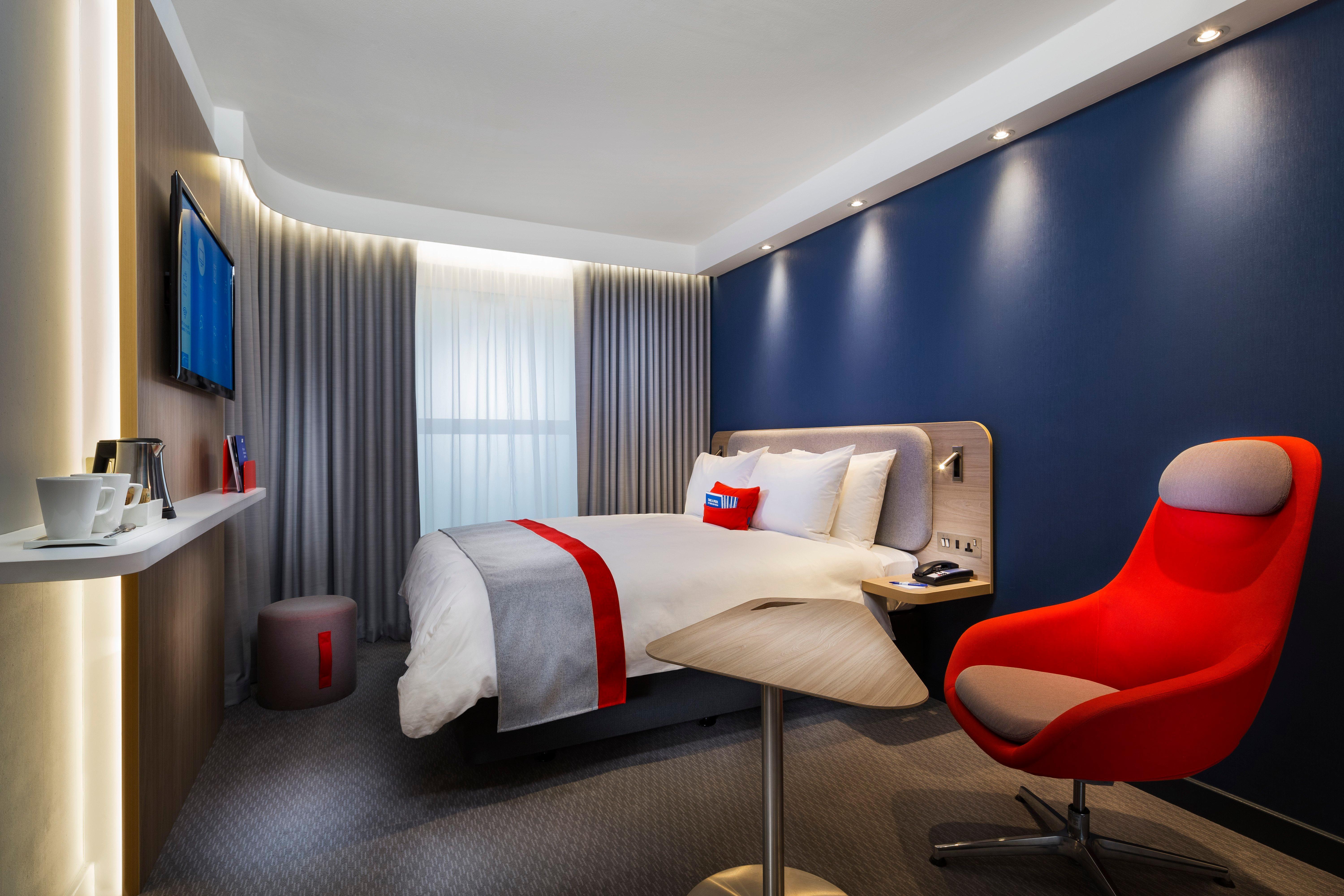 Holiday Inn Express Oxford Kassam Stadium By Ihg Extérieur photo